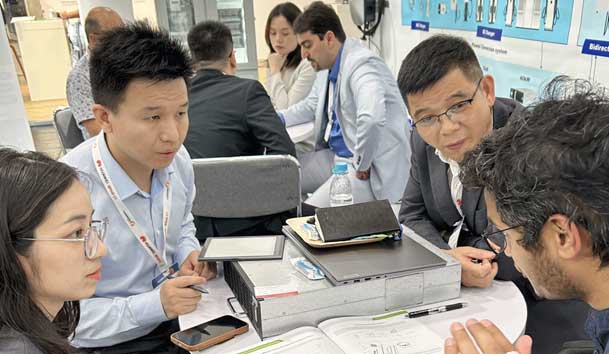 南宫体育app官网闪耀2024欧洲智慧能源展丨聚焦创新技术，共筑全球碳中和未来(图11)