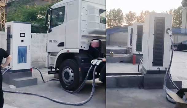 【重卡电动先锋】南宫体育app官网300-400kW重卡充电桩：亮点与应用典范(图7)