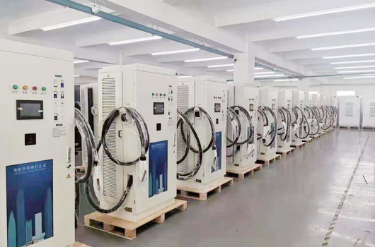 为什么新能源汽车充电桩采用交流充电桩？